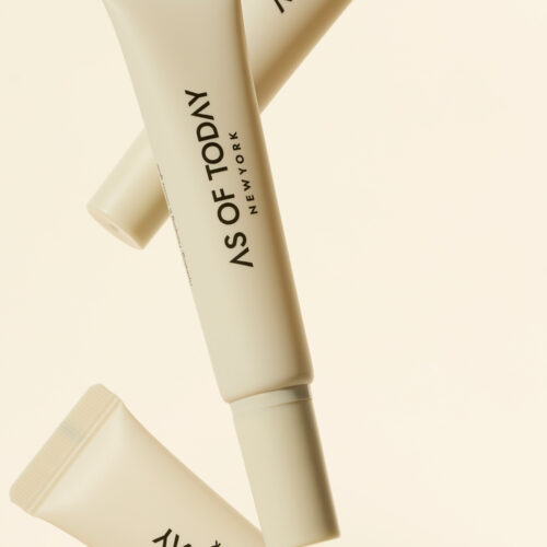 에즈오브투데이 R-펩타이드 립밤 연출컷