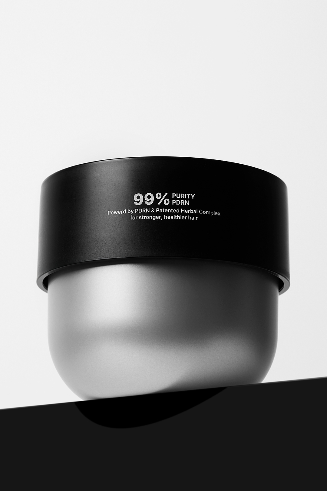 큐어모넨트 프로페셔널 데미지 테라피 헤어팩 연출컷